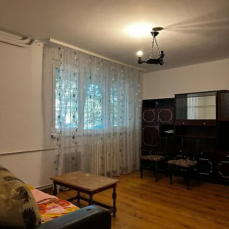 Single Spatious Room, Kitchen Separate *